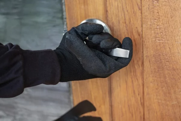Instalación de Puertas Anti-Okupa